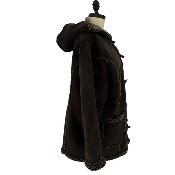 LL Bean Sherpa lined toggle buttons brown Heavy winter coat Sz XL-petite. - Picture 2 of 10